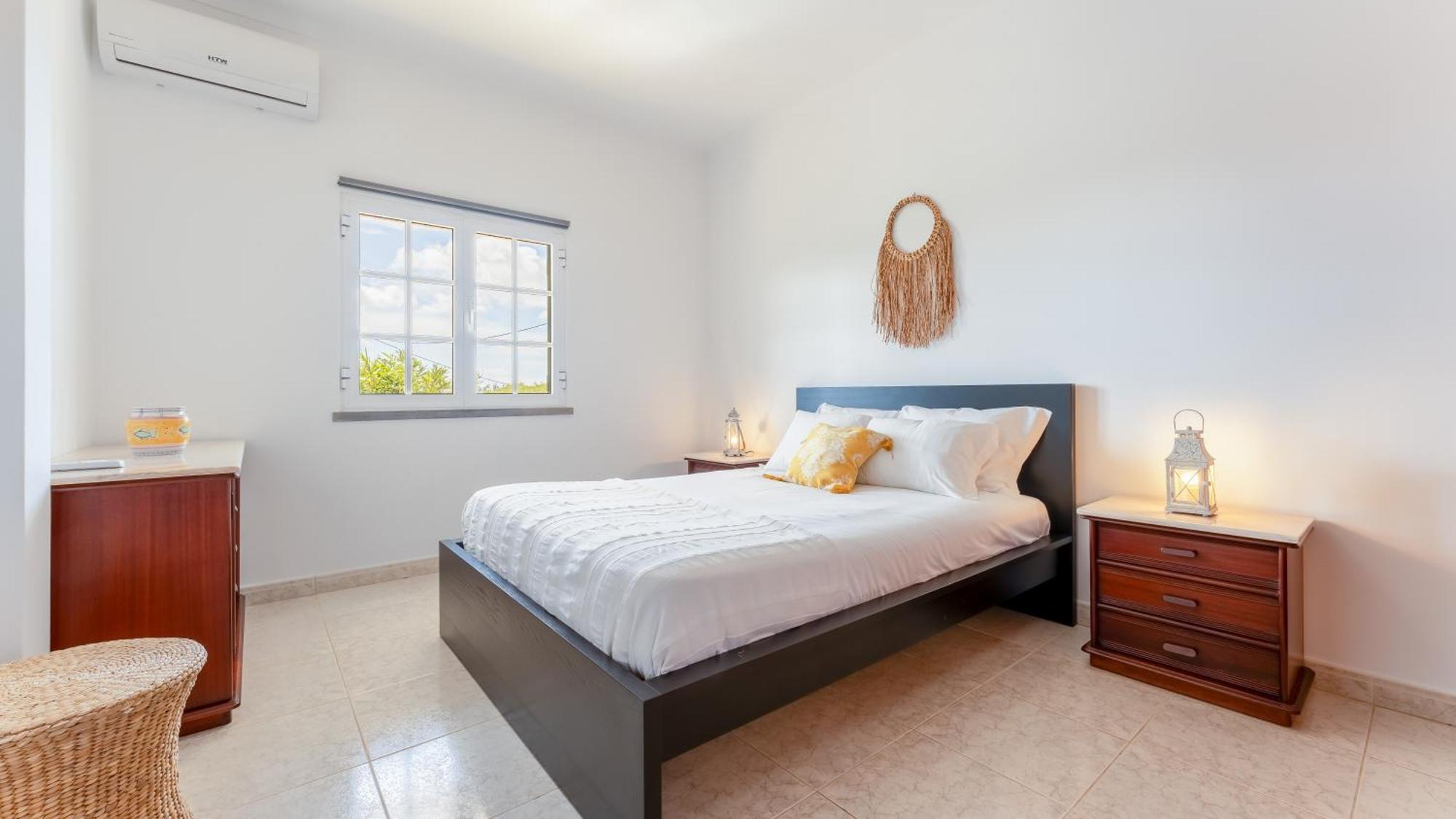 Sunny & Calm 4 Bdr House W/ Pool By Lovelystay Santo Estevao  Екстериор снимка