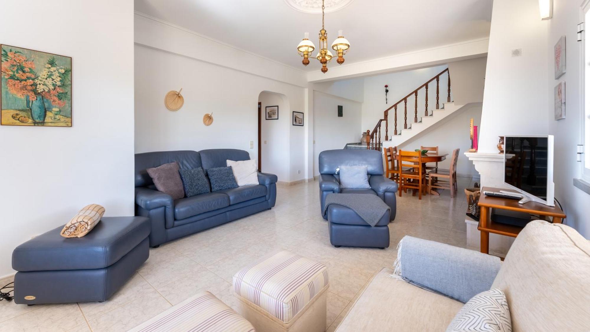 Sunny & Calm 4 Bdr House W/ Pool By Lovelystay Santo Estevao  Екстериор снимка