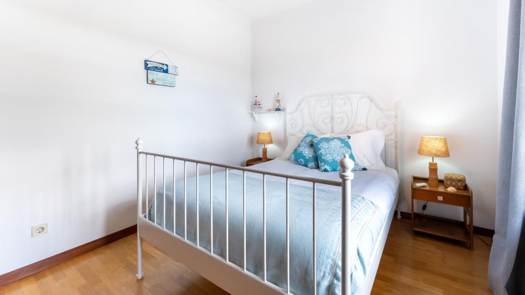 Sunny & Calm 4 Bdr House W/ Pool By Lovelystay Santo Estevao  Екстериор снимка