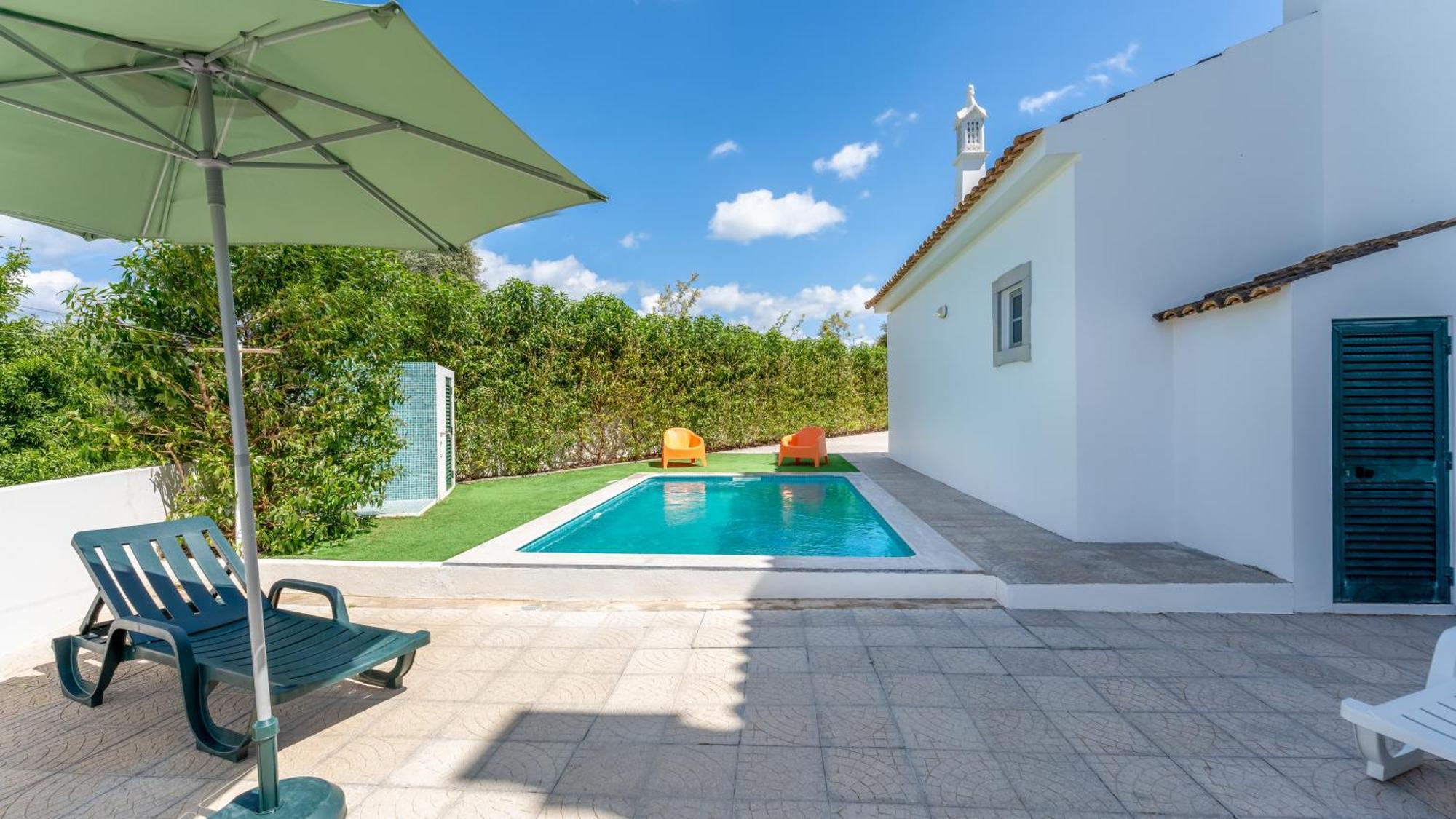 Sunny & Calm 4 Bdr House W/ Pool By Lovelystay Santo Estevao  Екстериор снимка